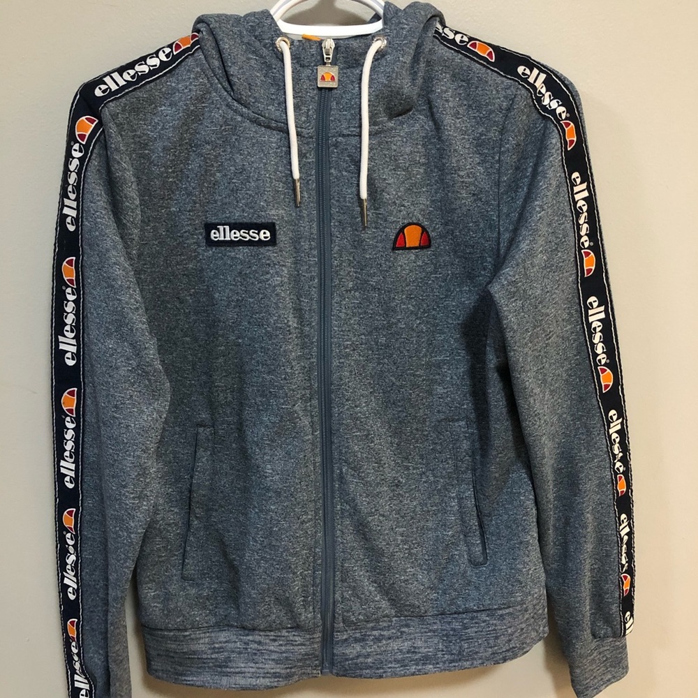 Women’s Ellesse zip up jacket